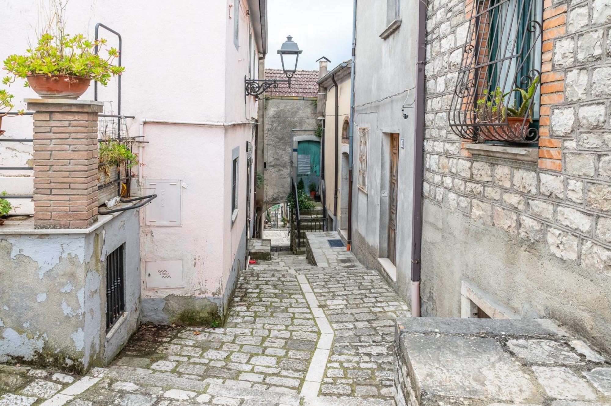 Sant'Janni Apartment Buonalbergo Bagian luar foto
