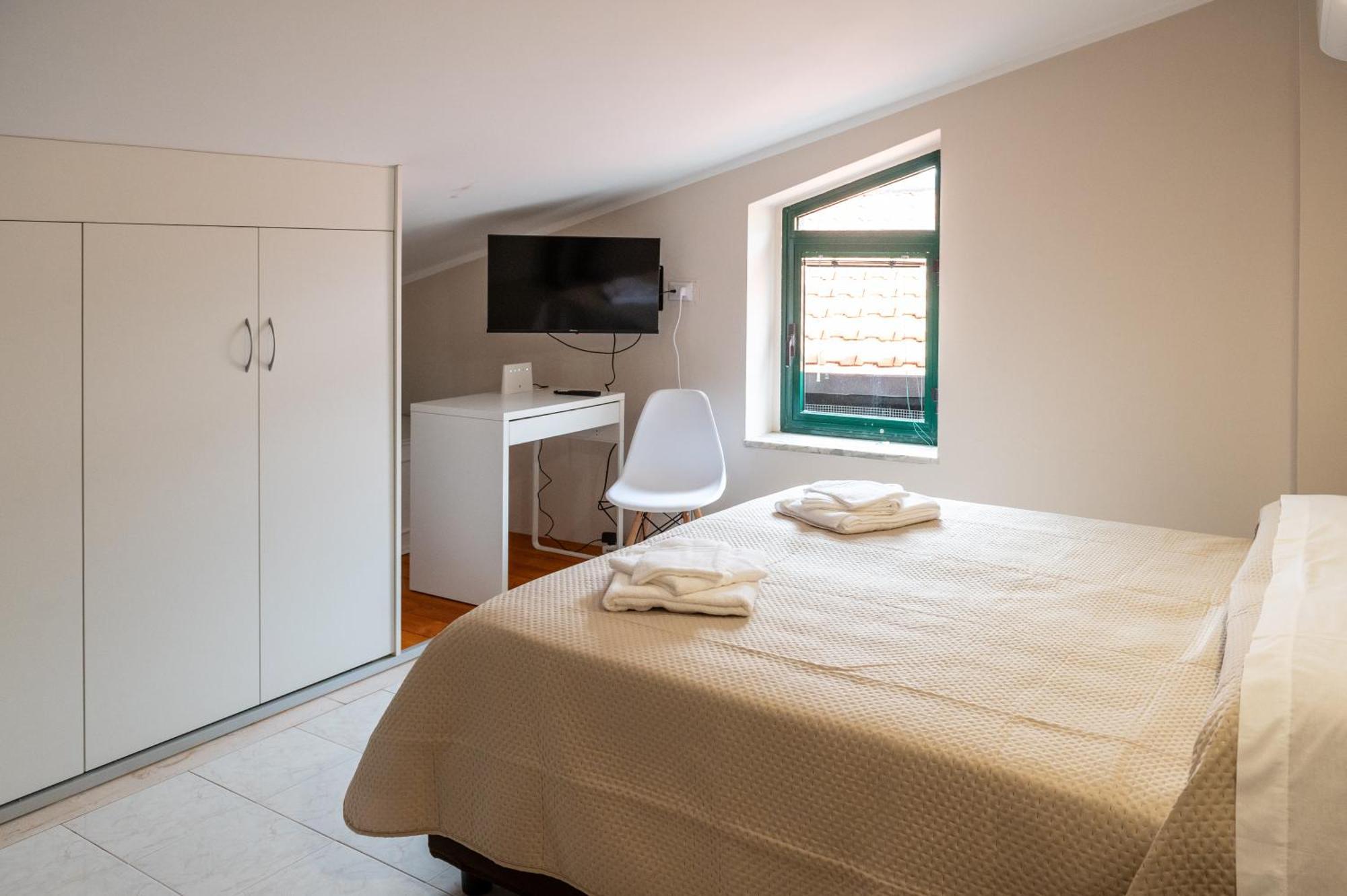 Sant'Janni Apartment Buonalbergo Bagian luar foto